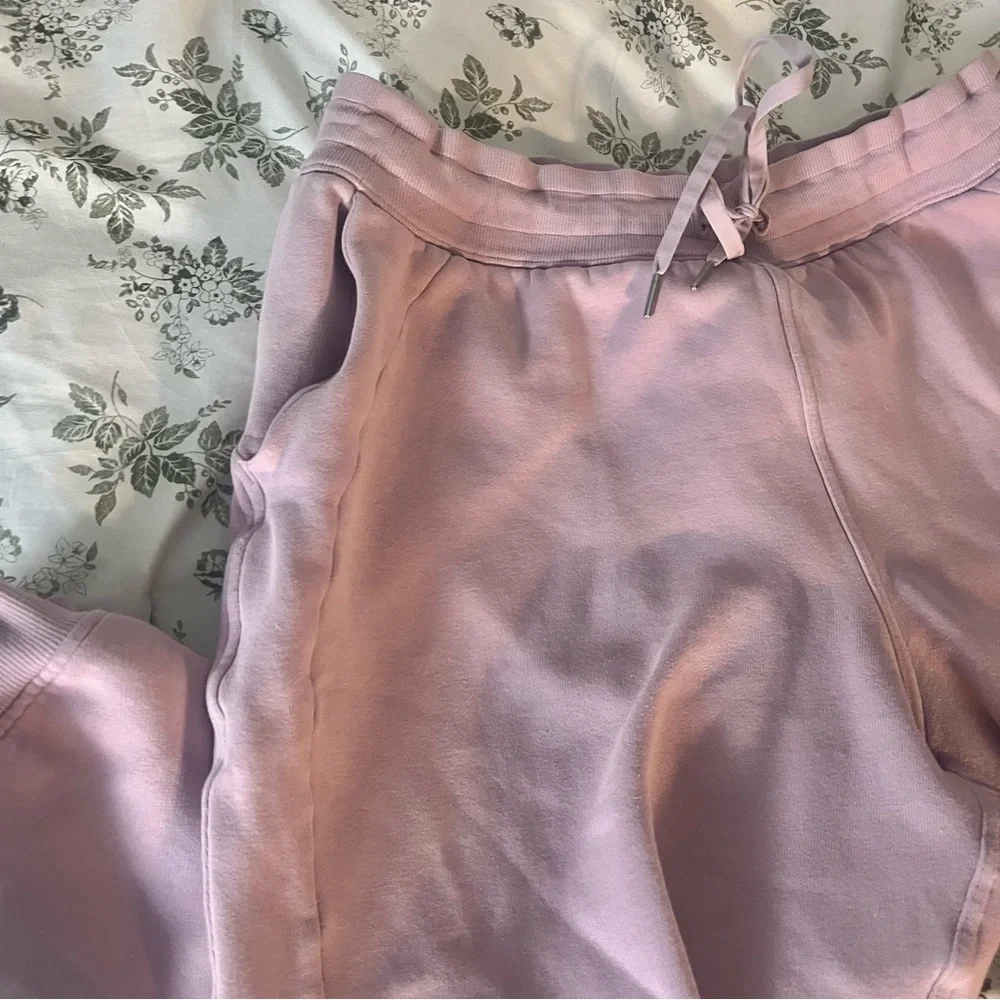 Lululemon Pink Peony Scuba High-Rise Jogger Light Cotton Size 14 - Picture 3 of 10